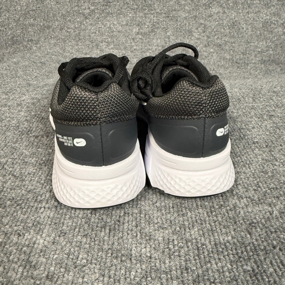 Nike Womens Size 8 Run Swift 2 Shoes Sneakers Black White Lace Up CU3528-004 - Picture 4 of 8
